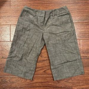 IZ Byer size 1 dress shorts